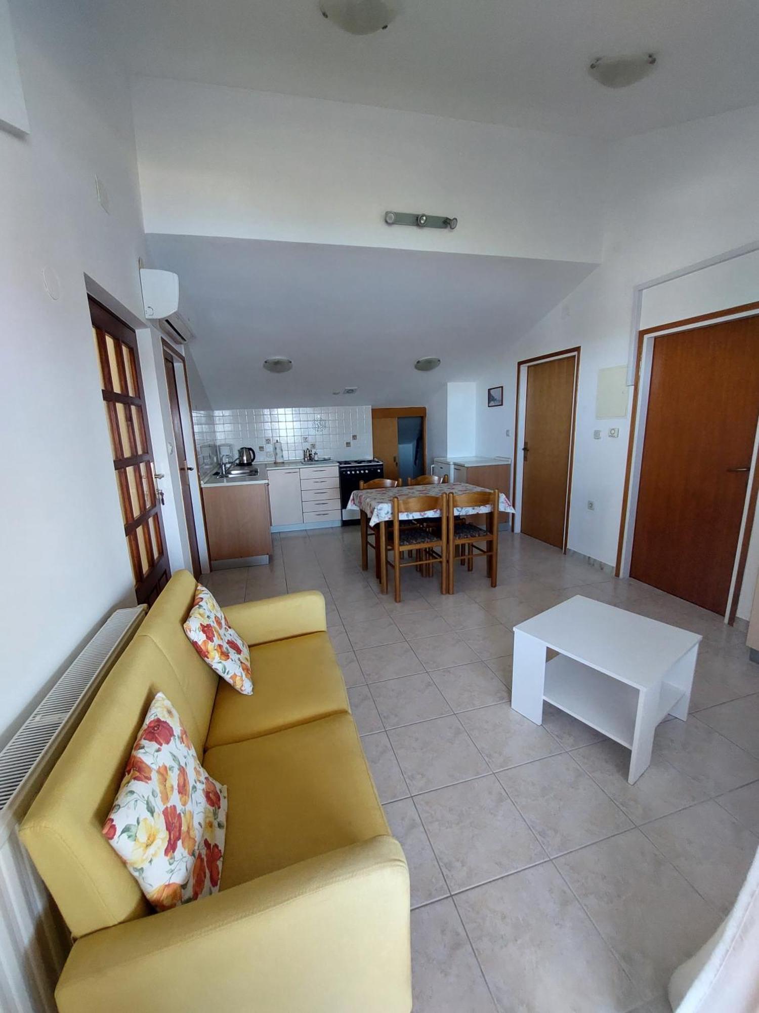 ראב Apartments Mlacovic מראה חיצוני תמונה